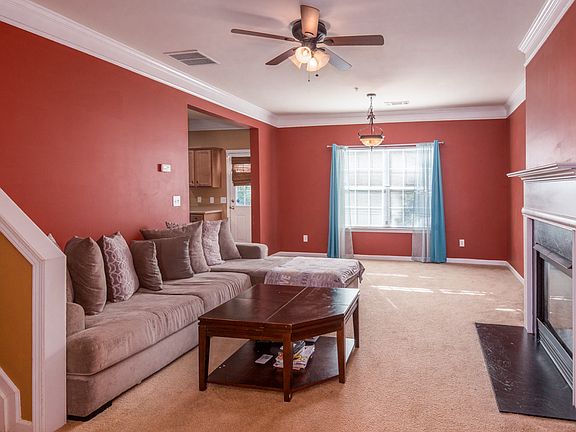 3rd image of 2036 Appaloosa Way