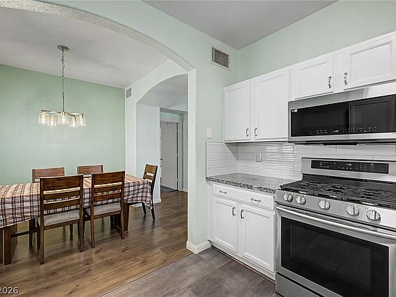 3rd image of 2153 Quarry Ridge St Unit 103