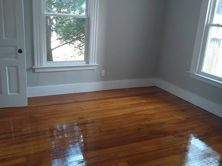 211 Alden Ave #1B — Photo 3