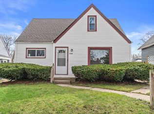 2342 S 73rd St, West Allis, WI 53219
