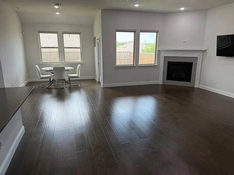 1313 Johnson Dr — Photo 11