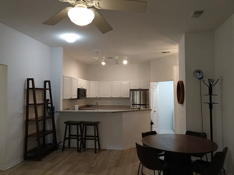 2696 S Knightsbridge Cir — Photo 10