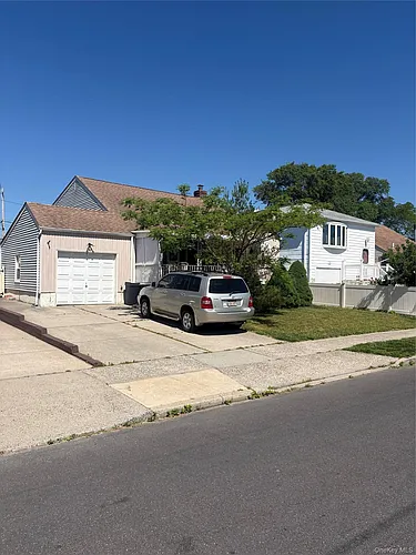 70 Parma Rd Photo 1
