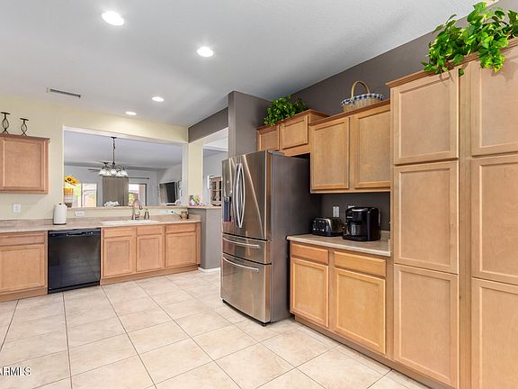 3rd image of 26108 W YUKON Drive