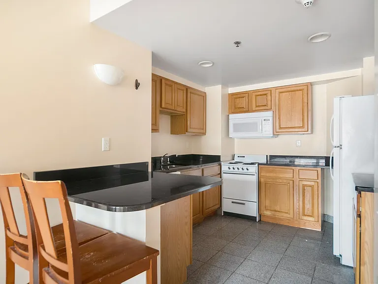 400 College Ave - The Heart of Collegetown — Photo 6