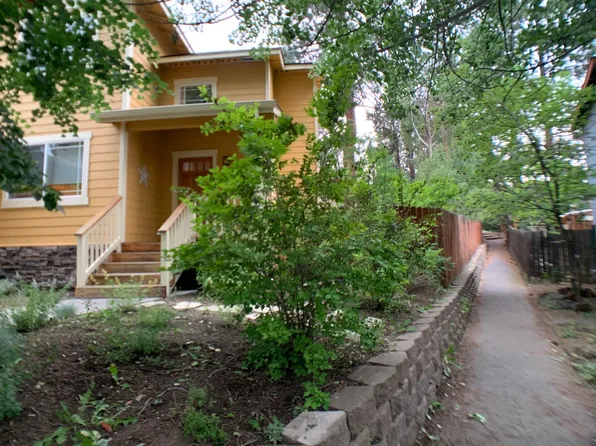 1702 SE Karena Ct, Bend, OR 97702