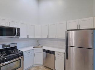 233 Larch Ln, Mahwah, NJ 07430