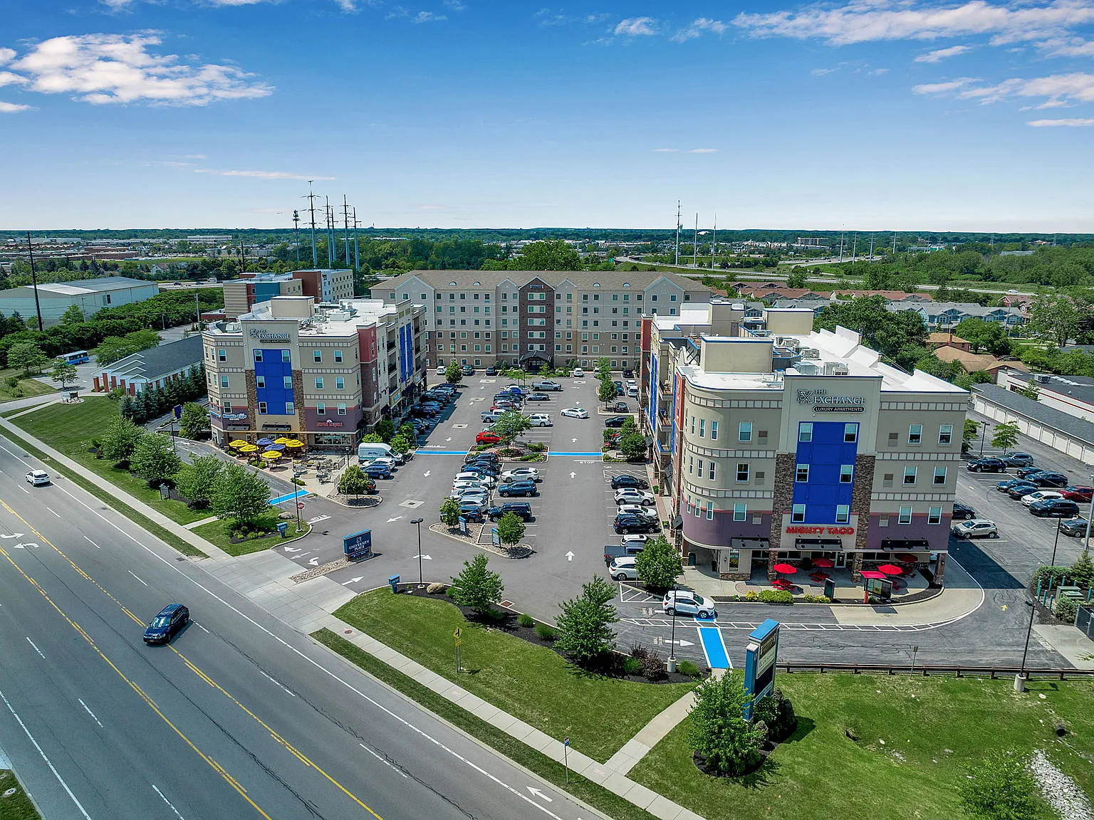 The Exchange Luxury Apartments — Photo 1