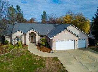 2101 Hope Ln, Redding, CA 96003