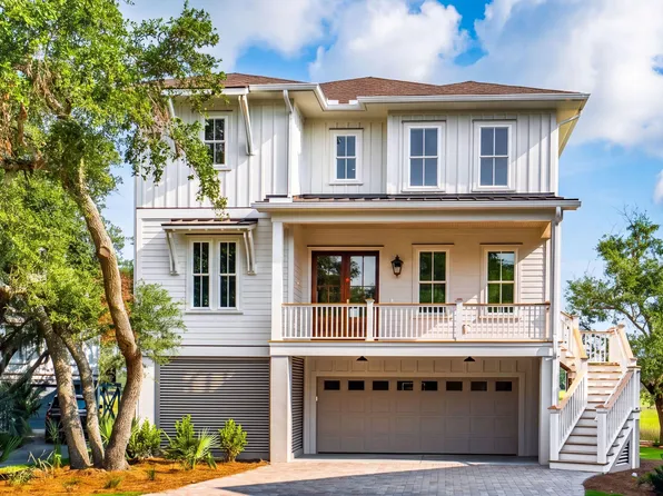 813 Harbour Watch Ct, Mount Pleasant, SC 29464