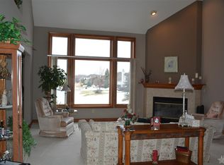 11110 Rockaway Dr, Fort Wayne, IN 46845