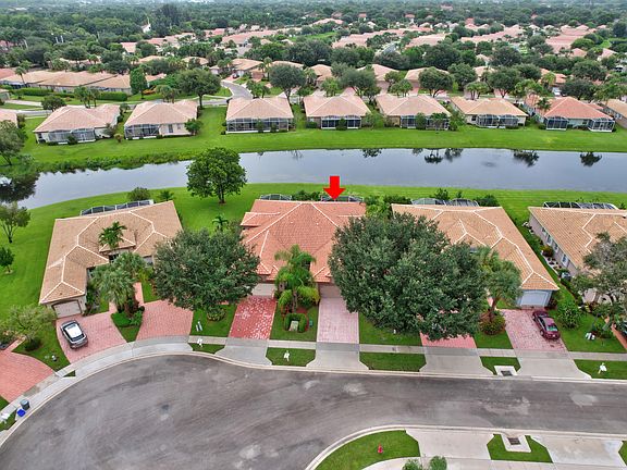 5th image of 5827 Island Reach Ln