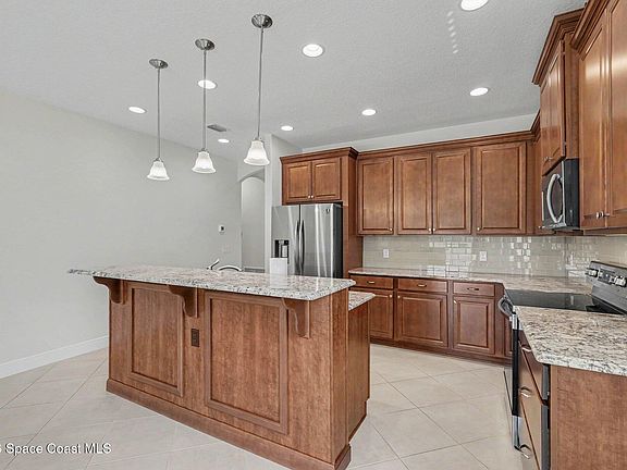 4th image of 3119 Ribbon Grass Dr