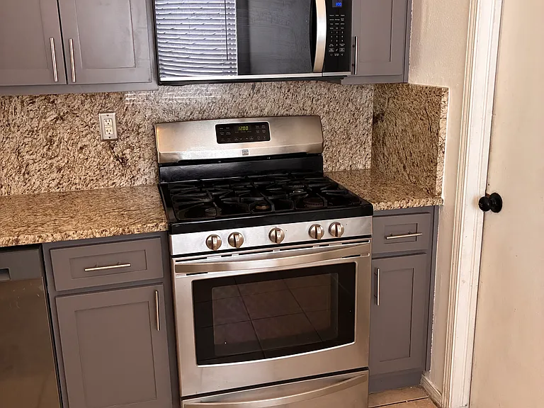 12149 Goya Ct — Photo 6