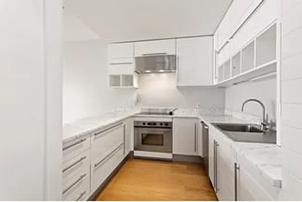 Rented by Sousa Real Estate, Inc. | media 5