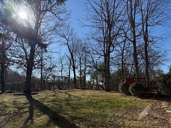 5th image of 1310 Brockton Dr
