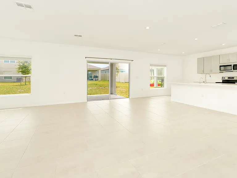 5550 Tranquila Ln — Photo 10