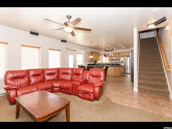 5th image of 254 W Columbine Cir