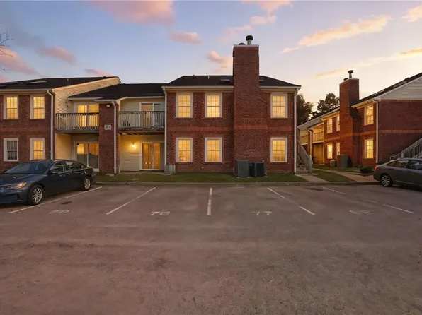 206 Quarter Trl APT F, Newport News, VA 23608