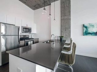 517 N Halsted St, Chicago, IL 60642
