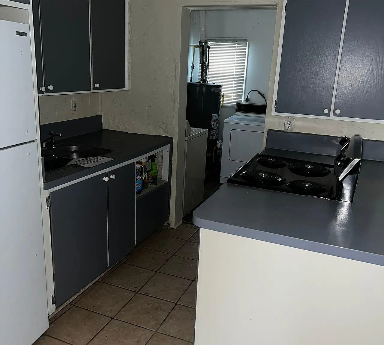 3308 Young Ave — Photo 3