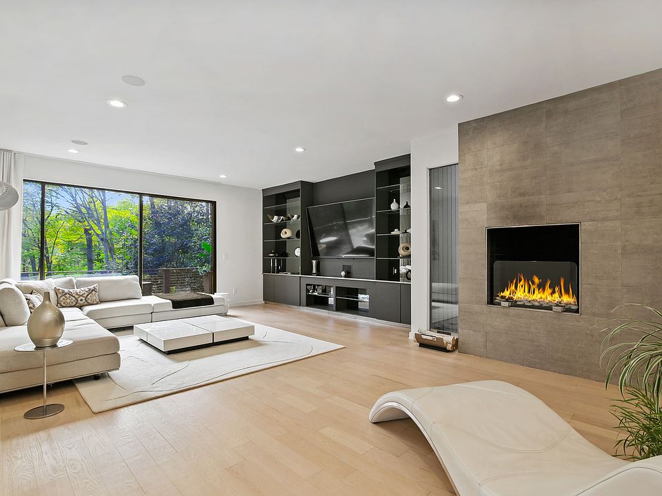 1st image of 210 Red Fox Road