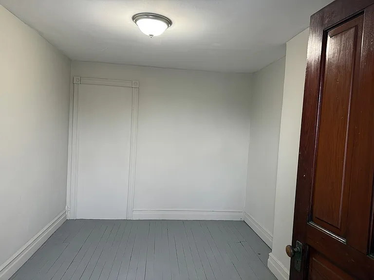 41 S Franklin St — Photo 13