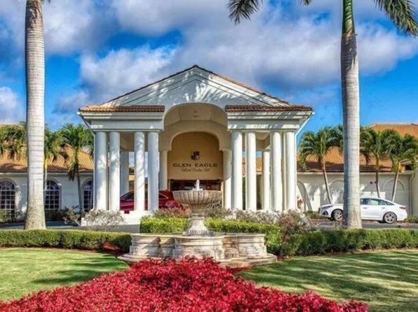 6816 Sterling Greens Pl, Naples, FL 34104