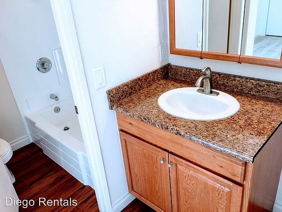 5th image of 1442 Madison Ave Unit 8