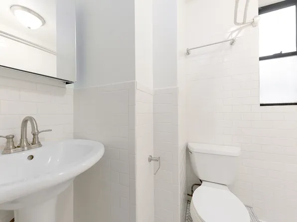 339 East 12th Street image 6 of 6