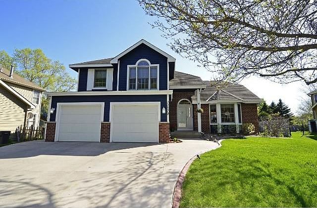 1st image of 13579 Berkshire Ln