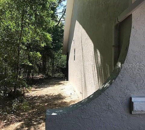 3rd image of 3160 N Eisenhower Ave