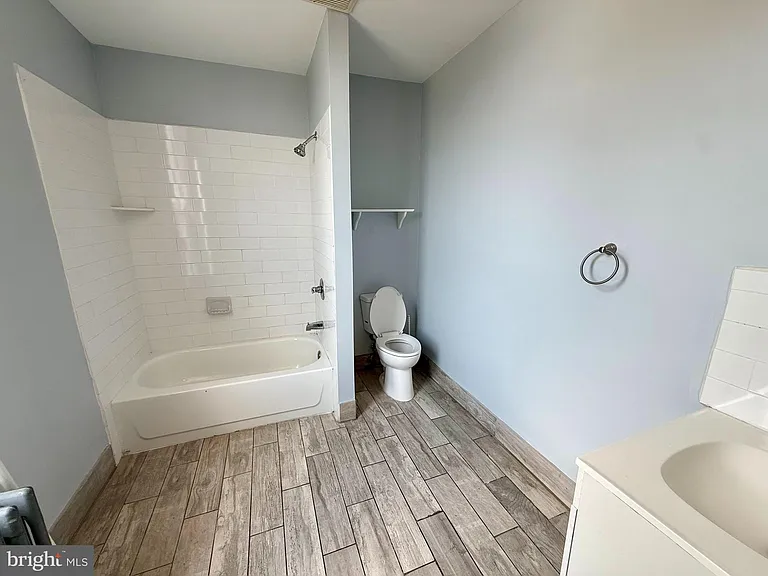 6500 Haverford Ave #1A — Photo 9