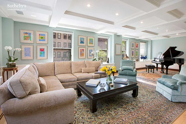 Sold by Sotheby's International Realty | media 2