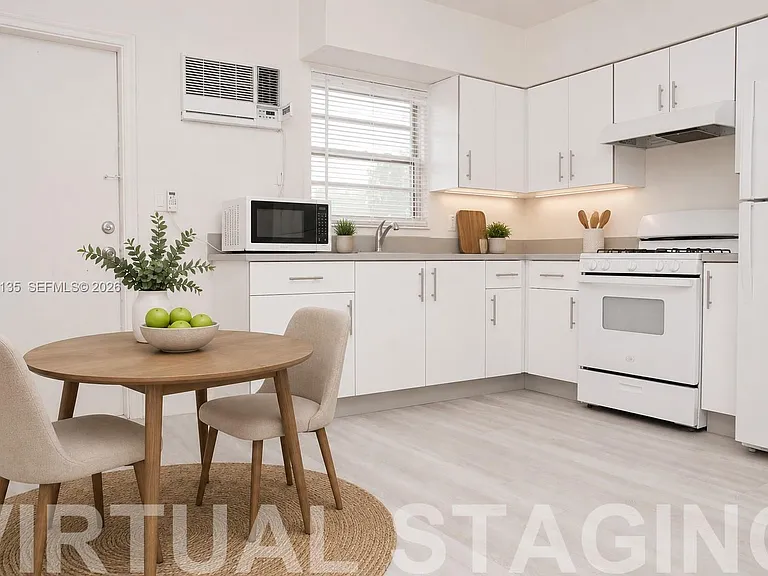 2206 Fillmore St #1 — Photo 7