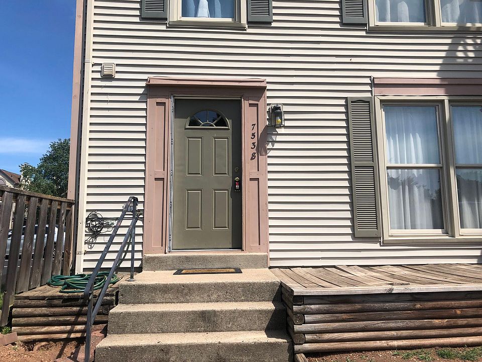 1st image of 7538 Emerald Dr