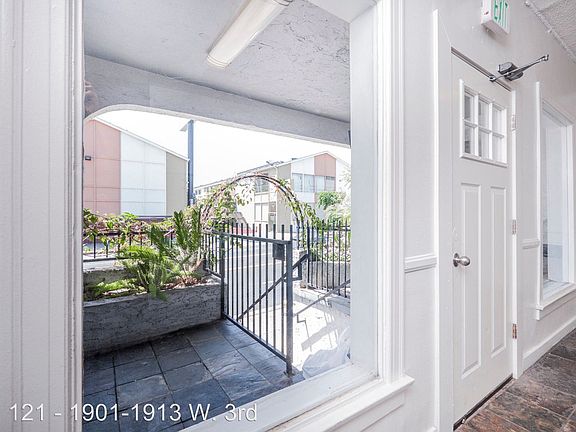 4th image of 1901 W 3rd St APT 111