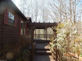 538 Upper Glady Fork Rd, Candler, NC 28715