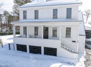 36 Ash St, Saratoga Springs, NY 12866