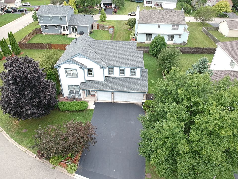 1st image of 1056 Autumn Dr