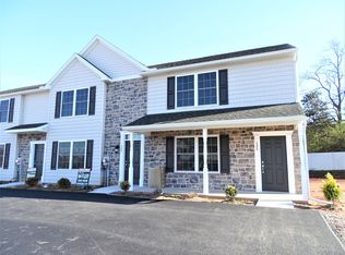 123 Redstone Dr, Denver, PA 17517