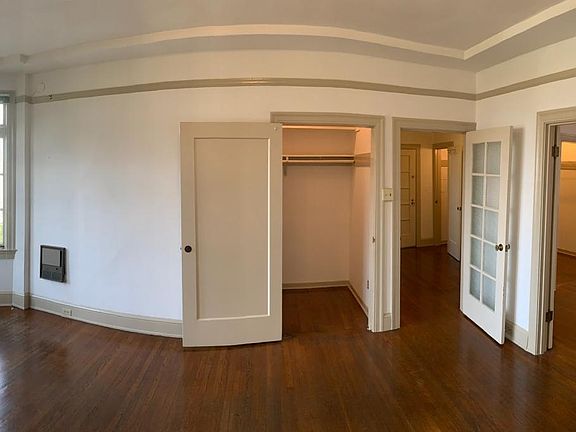 2nd image of 655 Steiner St #304