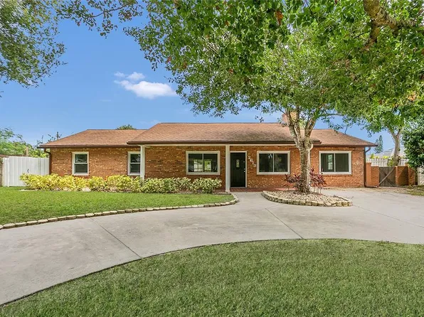 2613 Travelers Palm Dr, Edgewater, FL 32141