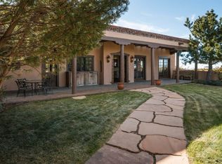 306 Brownell Howland Rd, Santa Fe, NM 87501