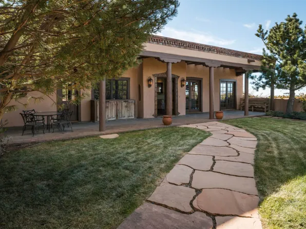 306 Brownell Howland Rd, Santa Fe, NM 87501