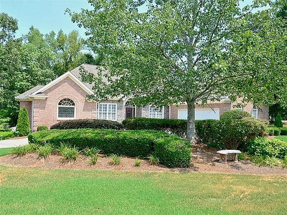 2nd image of 4032 Hickory Fairway Dr