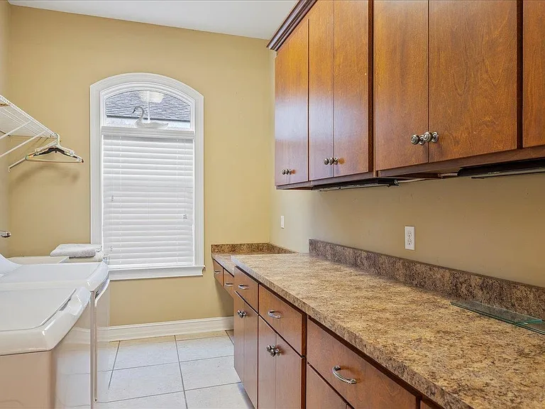 4146 Forsythe Way — Photo 38
