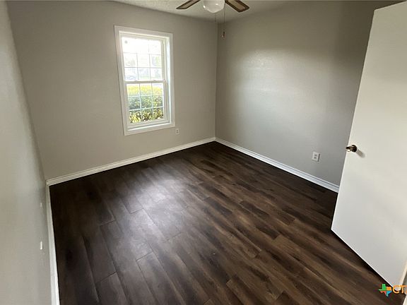3rd image of 2810 Derby Dr