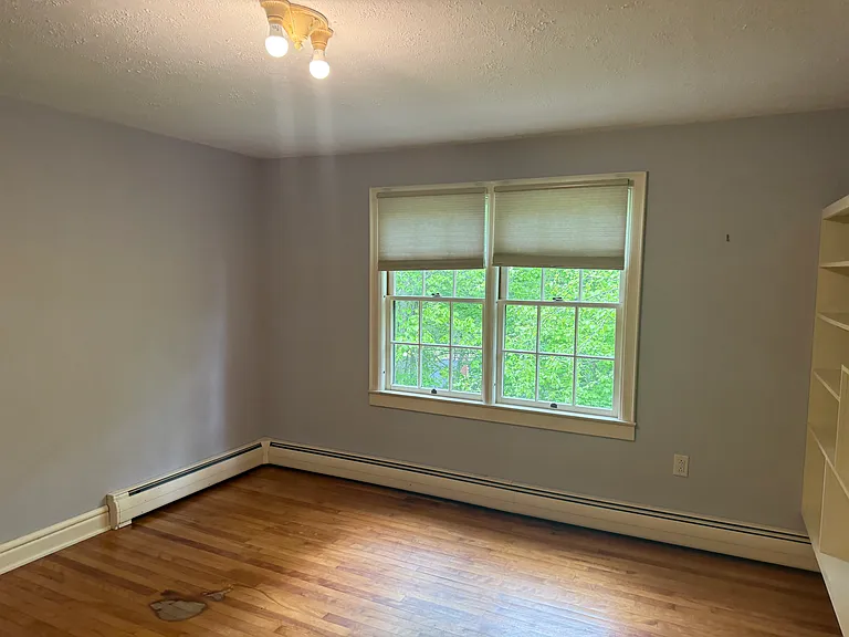 85 Underclyffe Rd — Photo 16