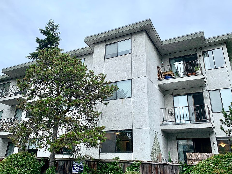 The property has six units. Yours is on the top floor to the right.